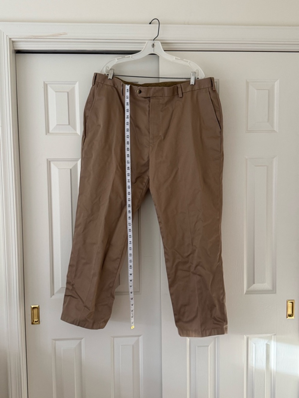 Jos. A. Bank Tan Tailored Fit Chinos 42 Waist /29 length